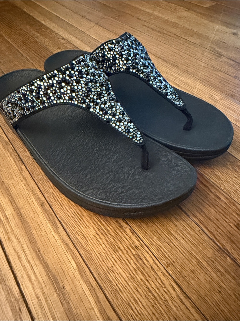 Woman’s 10 Fitflop Black Embellished Thong Sandals -